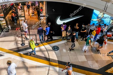 nike store chadstone